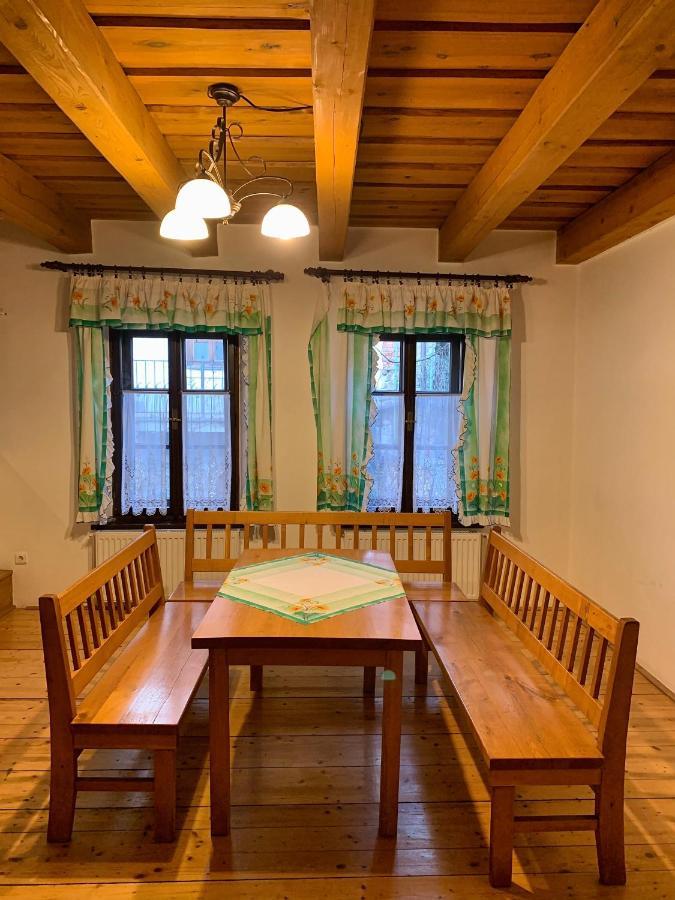 Vip Miku Apartman 2 Mikulov Buitenkant foto