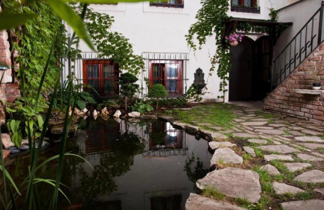 Vip Miku Apartman 2 Mikulov Buitenkant foto